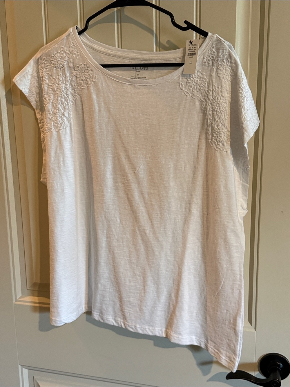 Talbots White Short-Sleeve Tee with Shoulder Floral Embroidery